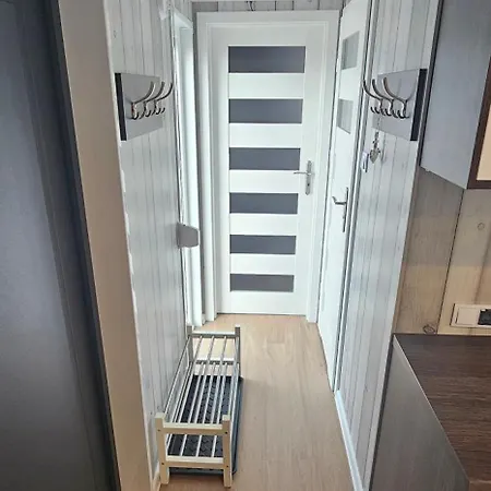 Mobilheim Marine Glueck Im Yachthafen