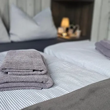 펜션 Mobilheim Marine Glueck Im Yachthafen