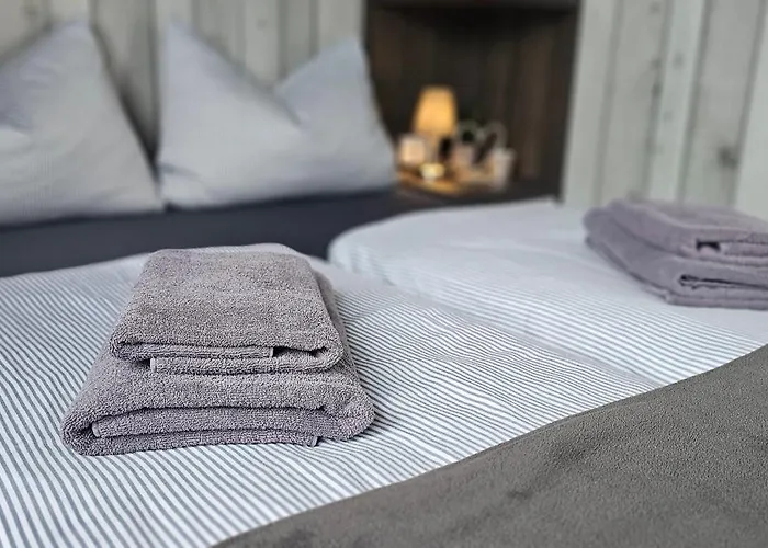 度假居 Mobilheim Marine Glueck Im Yachthafen